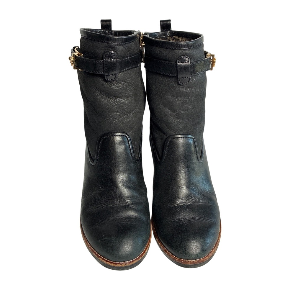 Tory Burch Black Leather Wedge Ankle Boots Gold Logo Buckle Shearling Lined 8.5